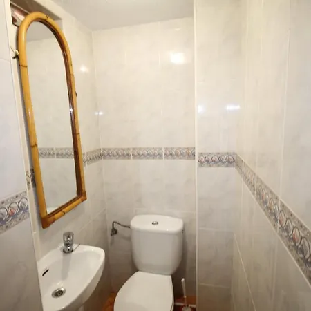Apartment 3 *